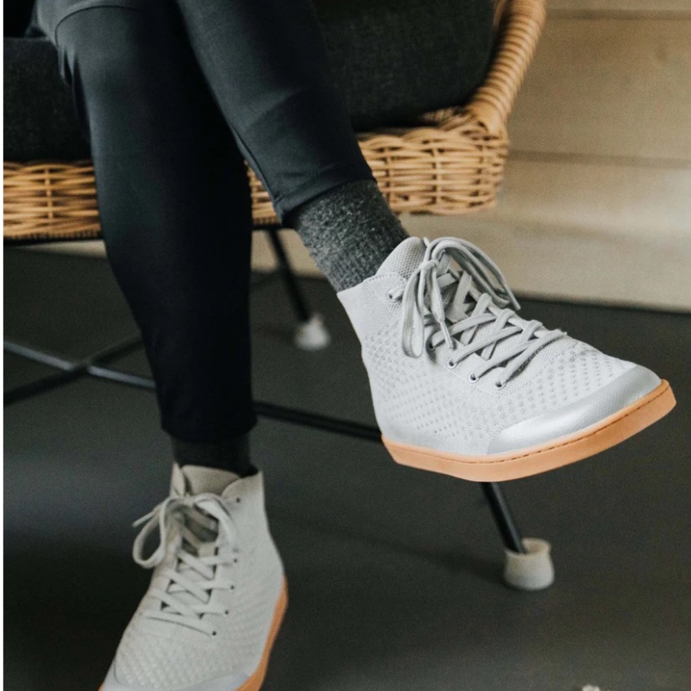 Suavs Women’s The Legacy in Slate Gum Brand New 7 - Picture 2 of 8